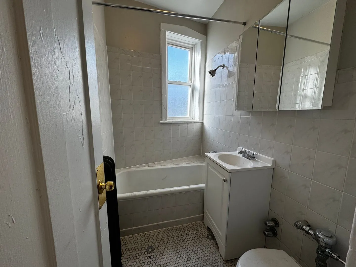 7020 N Sheridan Rd, , 60626, USA 60626-unit#2G-Chicago-IL