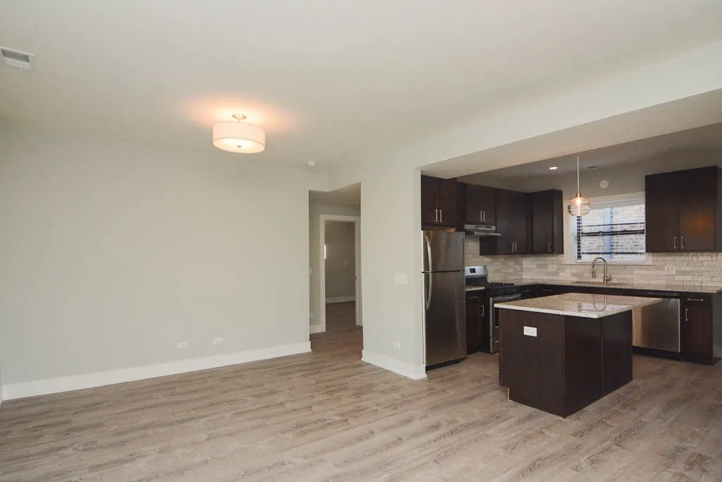916 Crain St, Evanston, 60202, USA 60202-unit#3-Chicago-IL