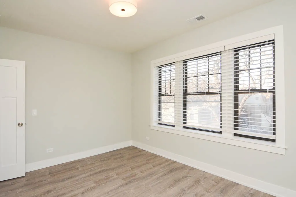 916 Crain St, Evanston, 60202, USA 60202-unit#3-Chicago-IL