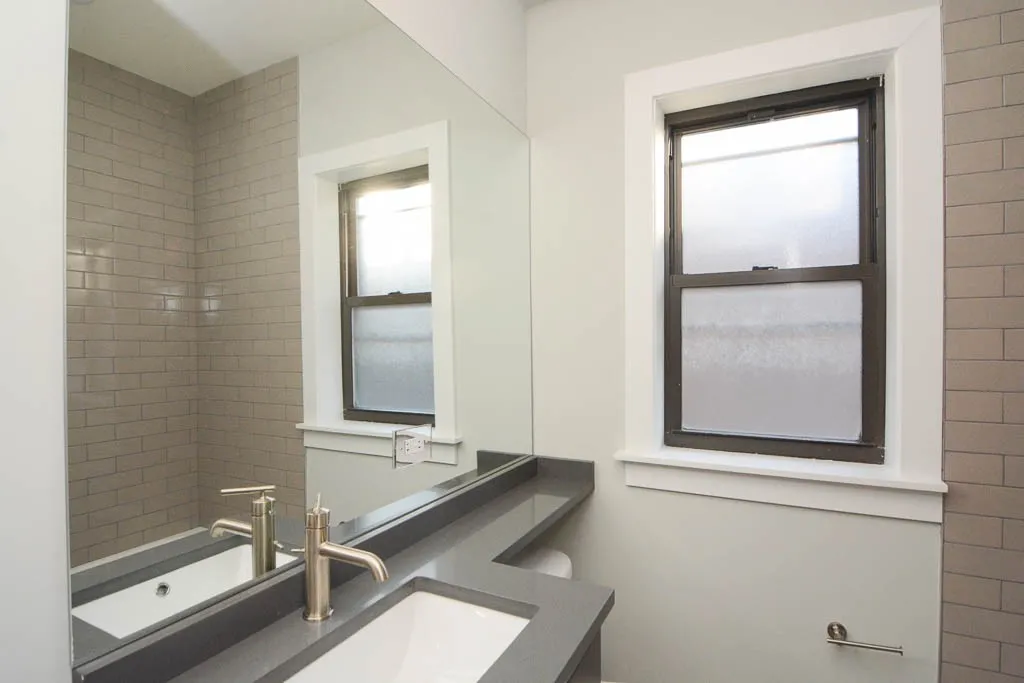 916 Crain St, Evanston, 60202, USA 60202-unit#3-Chicago-IL