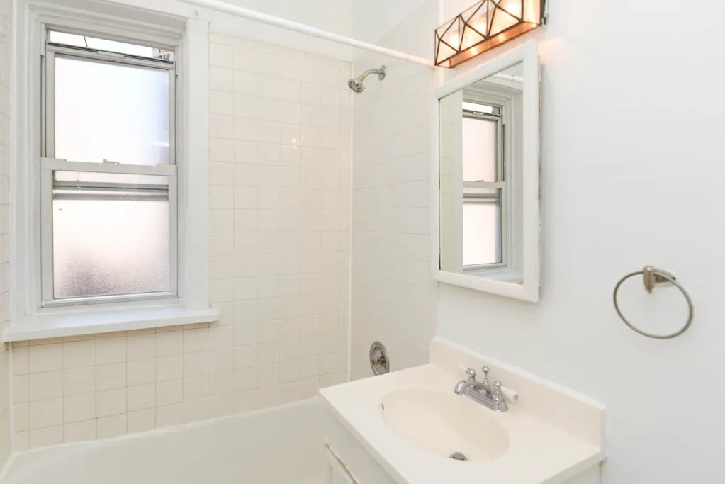 511 W Melrose St, ,  60657, USA 60657-unit#412-Chicago-IL