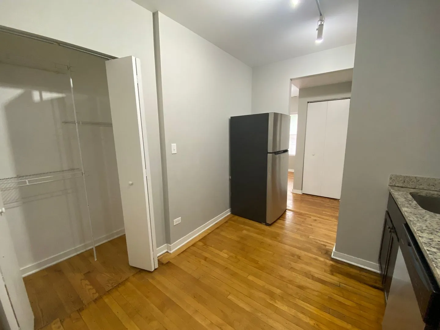 2452 W Albion Ave, , 60645, USA 60645-unit#2W-Chicago-IL