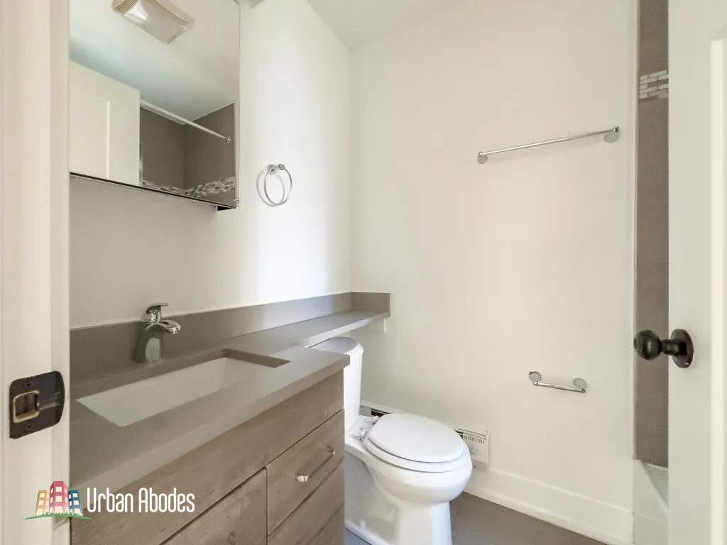 Northfield, 60093, USA 60093-unit#210-Chicago-IL