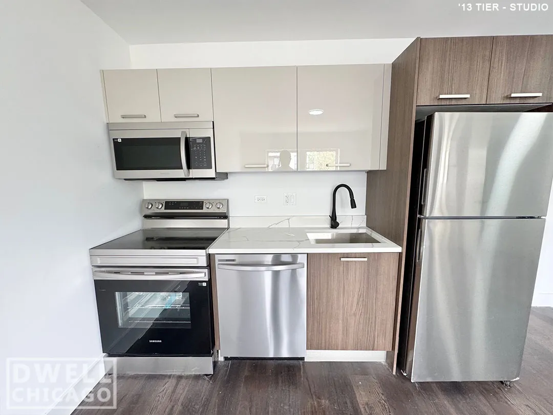 1555 W Hollywood Ave, ,  60660, USA 60660-unit#313-Chicago-IL