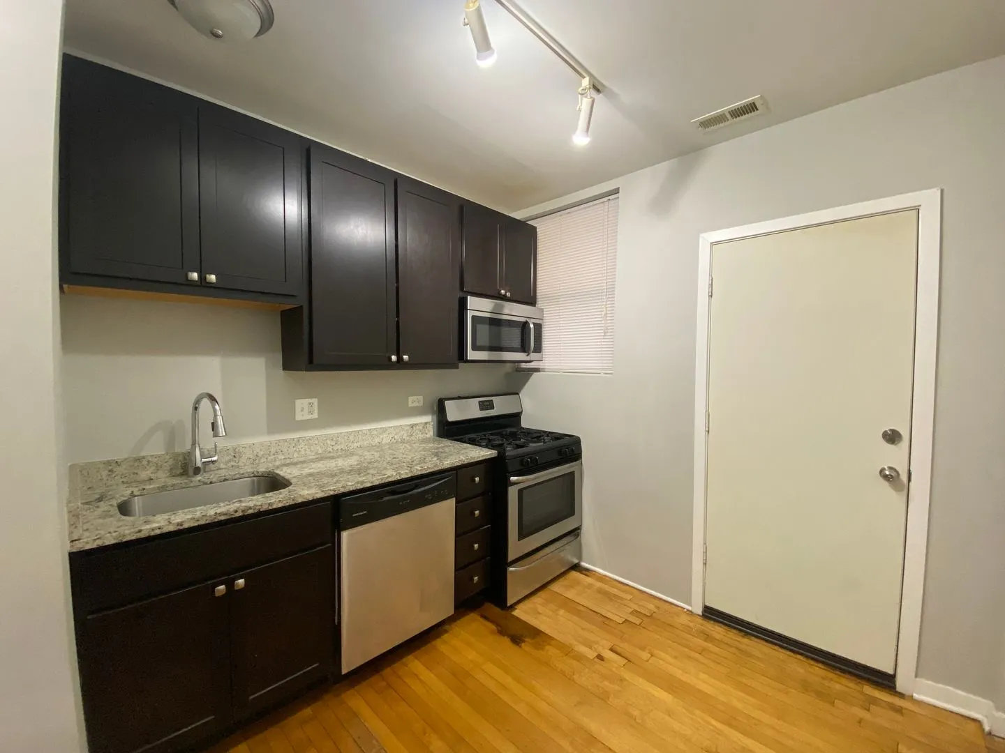 2452 W Albion Ave, , 60645, USA 60645-unit#2W-Chicago-IL