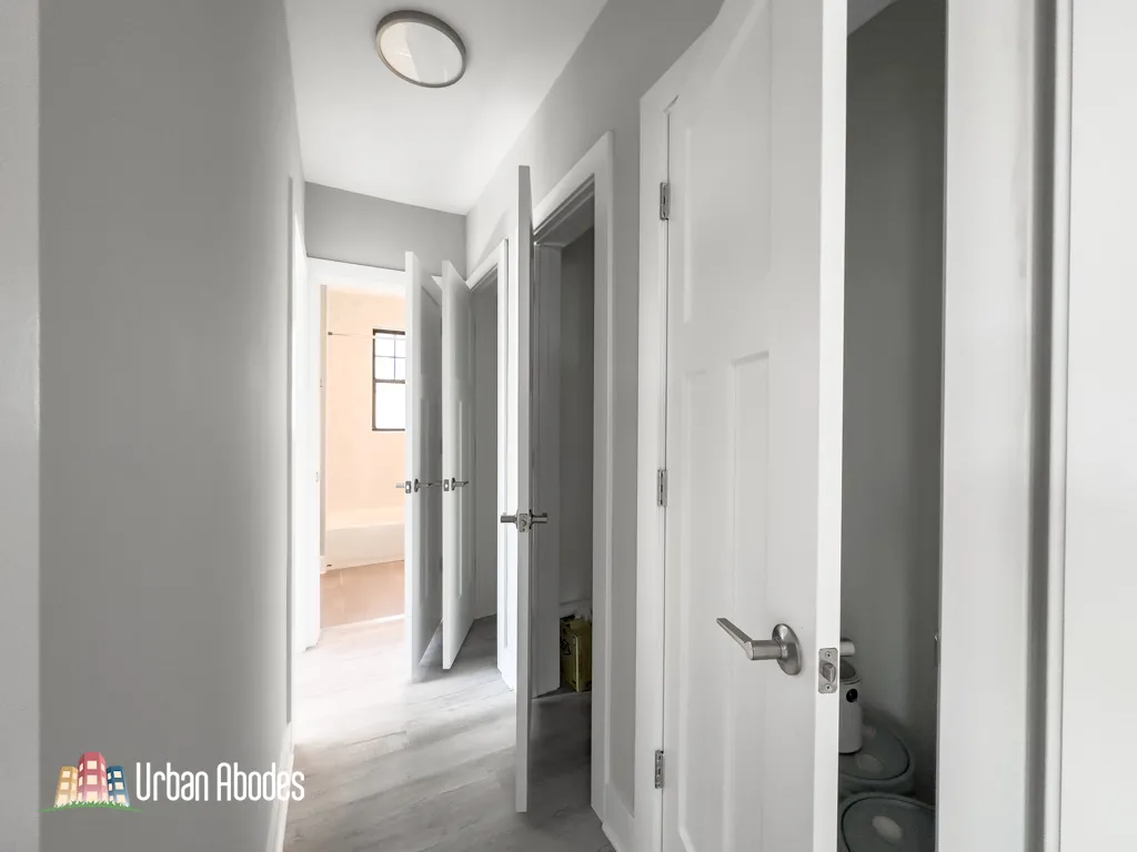 373 Hazel Ave, ,  60022, USA 60022-unit#1C-Glencoe-IL