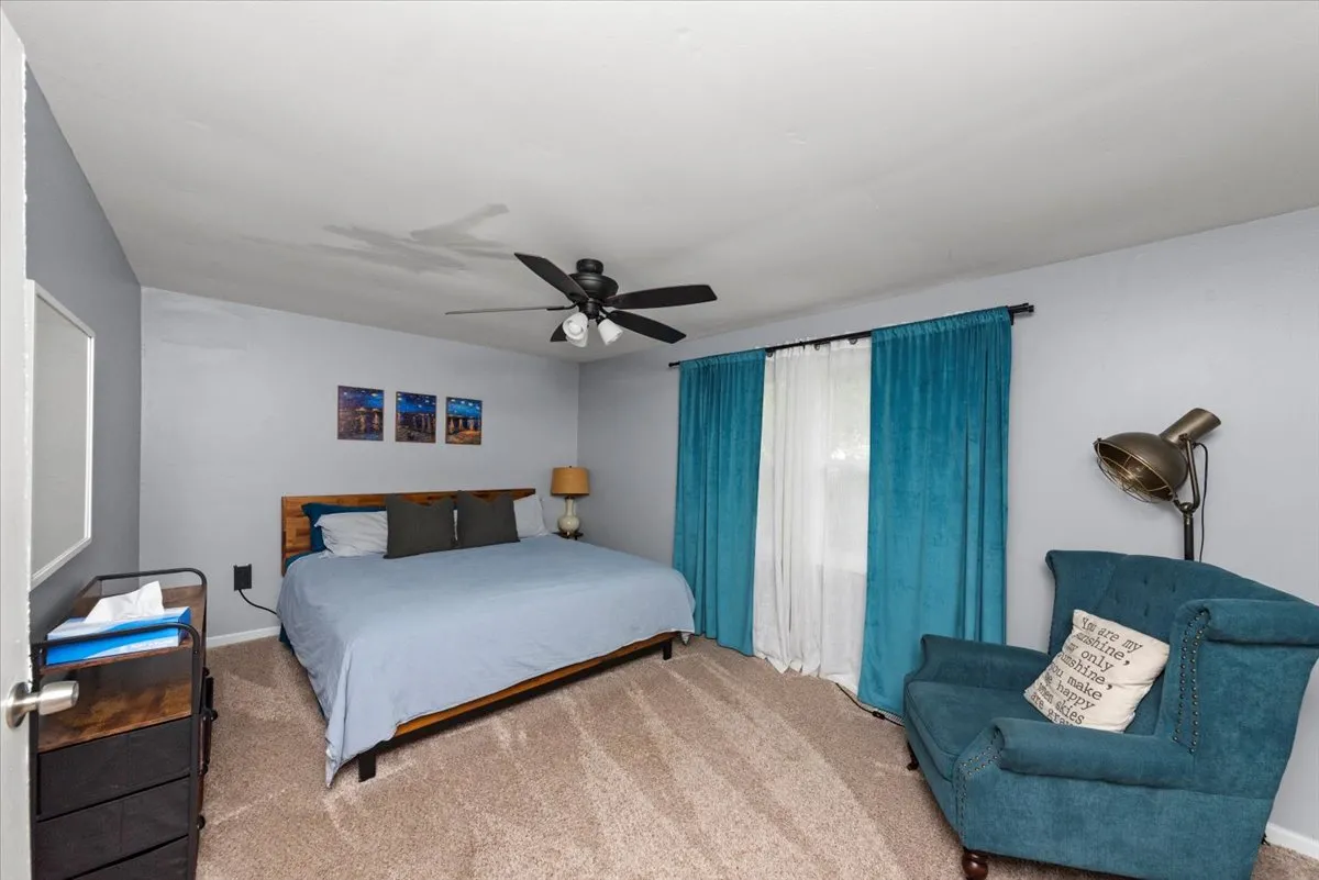 15 N Fernwood Dr, , 60440, USA 60440-Bolingbrook-IL