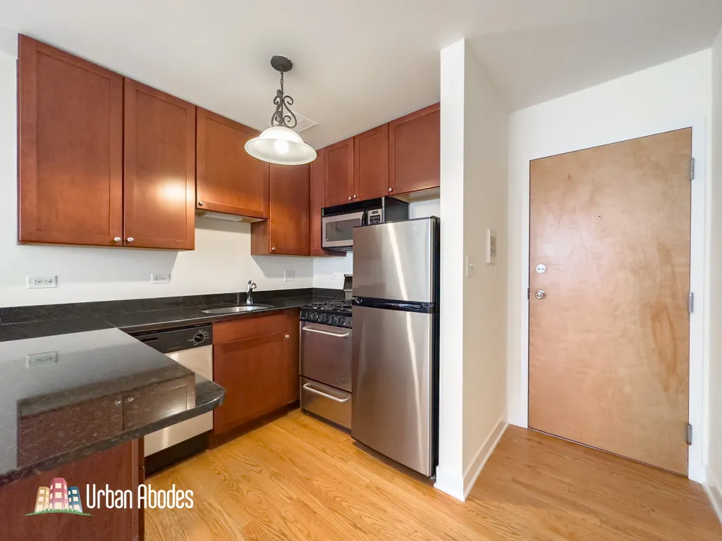 625 W Wrightwood Ave, ,  60614, USA 60614-unit#401-Chicago-IL