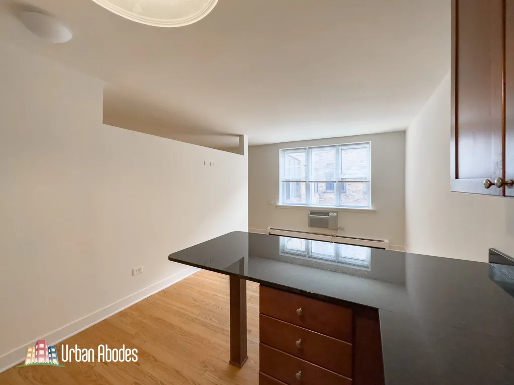 625 W Wrightwood Ave, ,  60614, USA 60614-unit#401-Chicago-IL