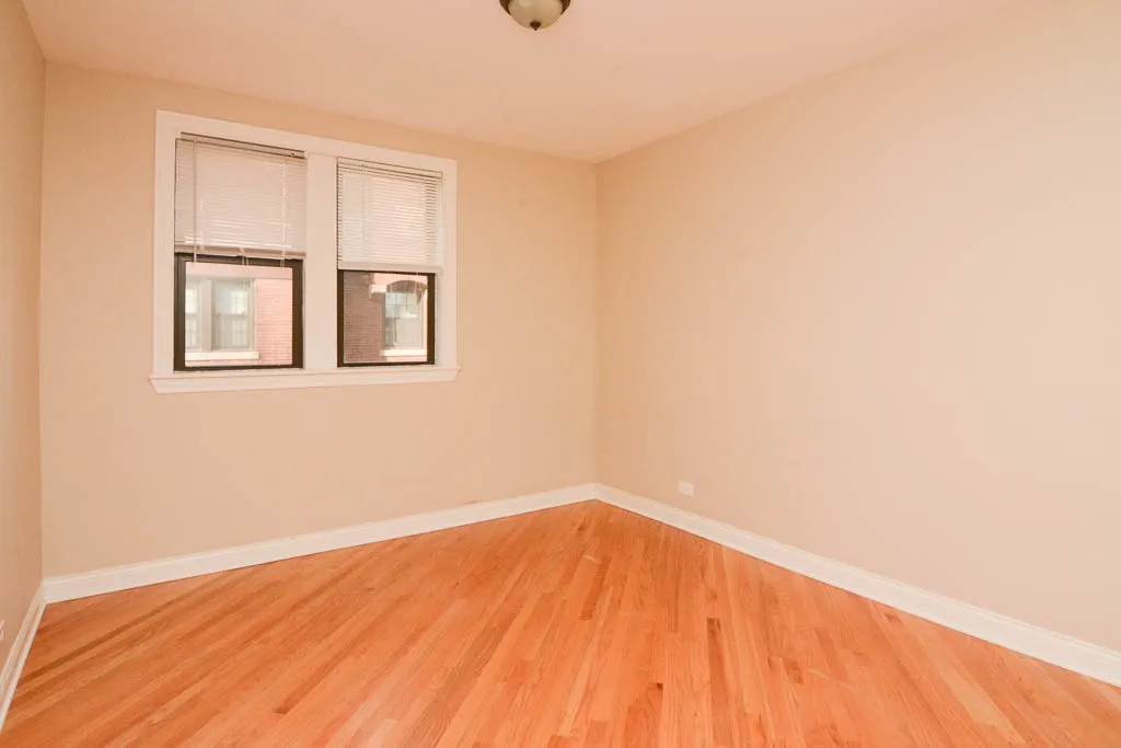 Green Bay Rd &  Ave, ,  60093, USA 60093-unit#A01-Winnetka-IL