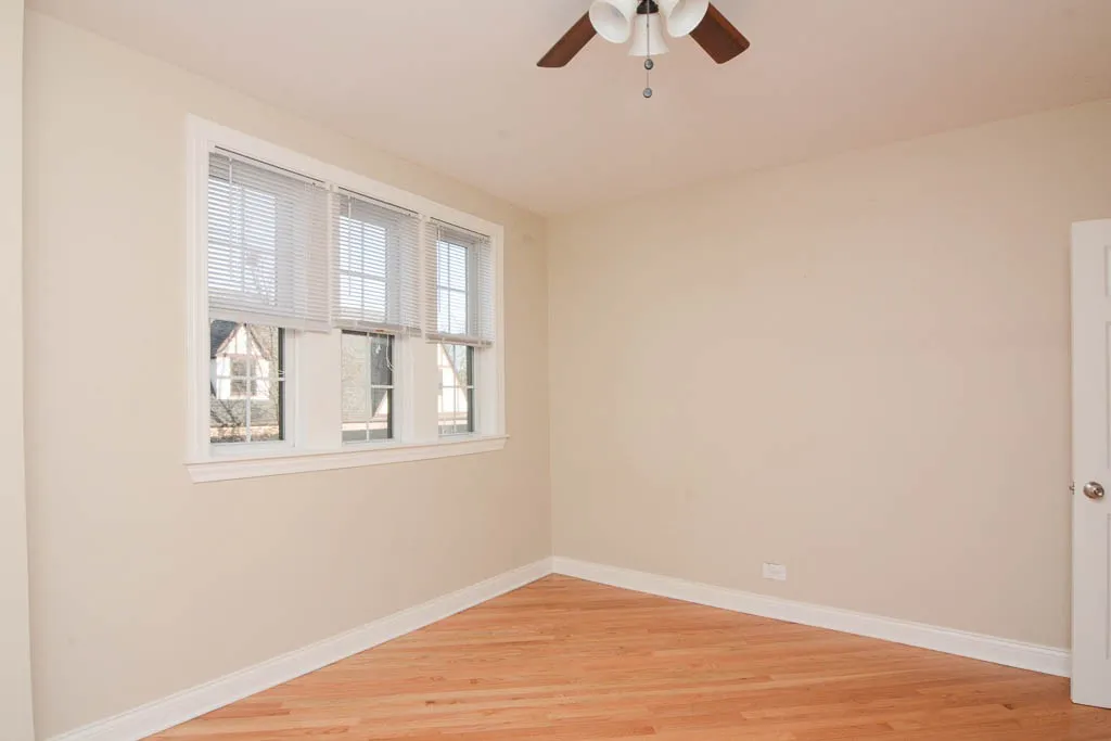 Green Bay Rd &  Ave, ,  60093, USA 60093-unit#A01-Winnetka-IL