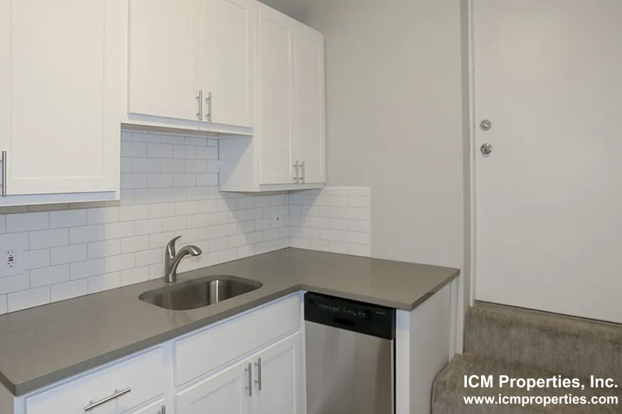 3912 N Pine Grove Ave, , 60613, USA 60613-unit#3928-G-Chicago-IL