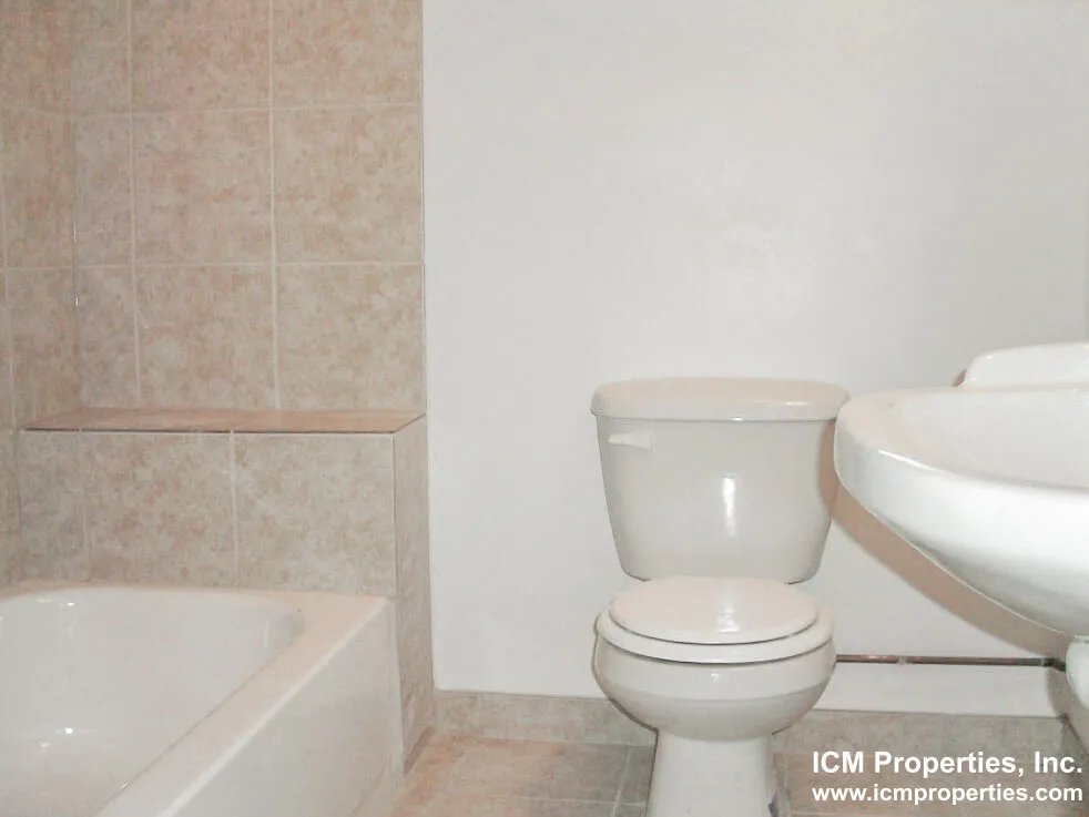 1916 W Winona St, ,  60640, USA 60640-unit#1926-G-Chicago-IL