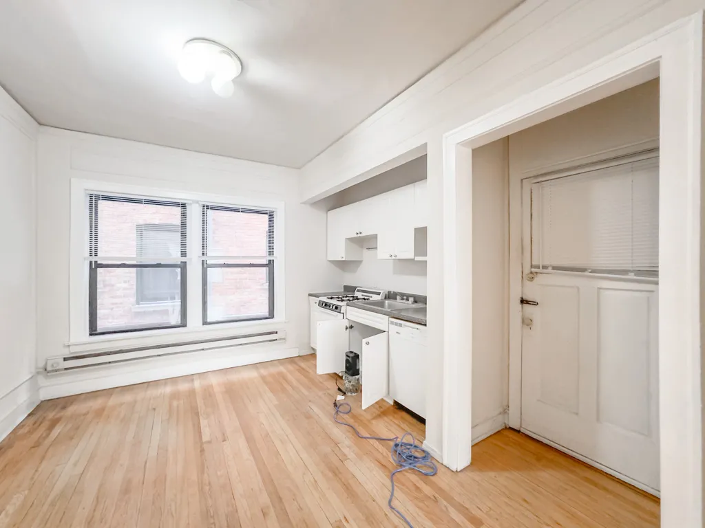 1031 Dempster St, Evanston, 60201, USA 60201-unit#1W-Chicago-IL