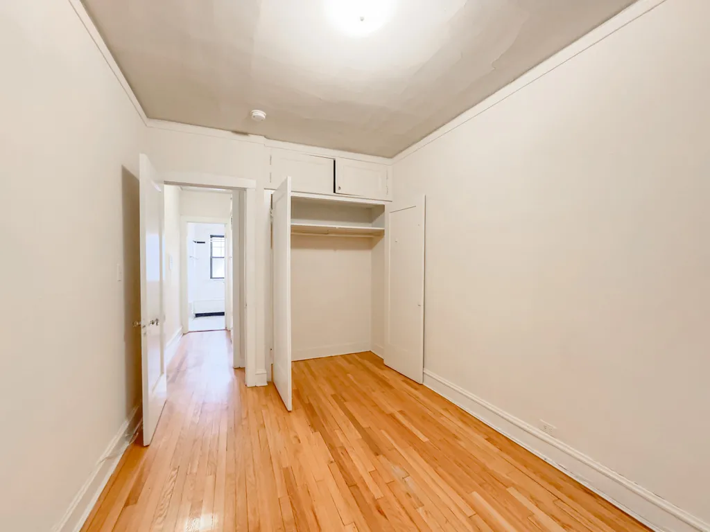 1031 Dempster St, Evanston, 60201, USA 60201-unit#1W-Chicago-IL