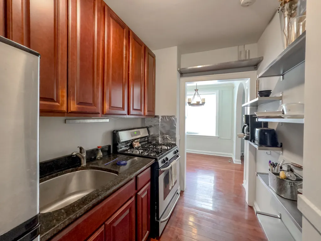 W Surf St, ,  60657, USA 60657-unit#2S-Chicago-IL