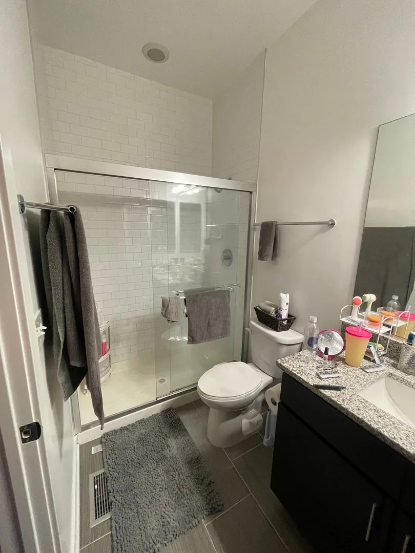 6355 N Wayne Ave, , 60660, USA 60660-unit#32-Chicago-IL