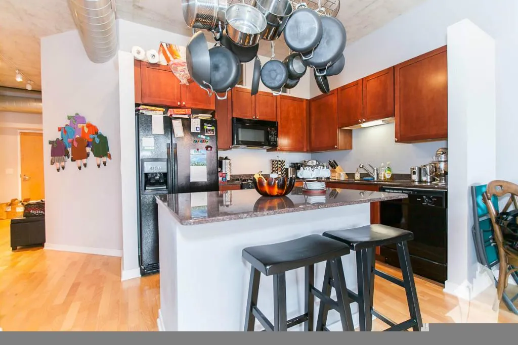 1000 N Kingsbury St, ,  60610, USA 60610-unit#106-Chicago-IL