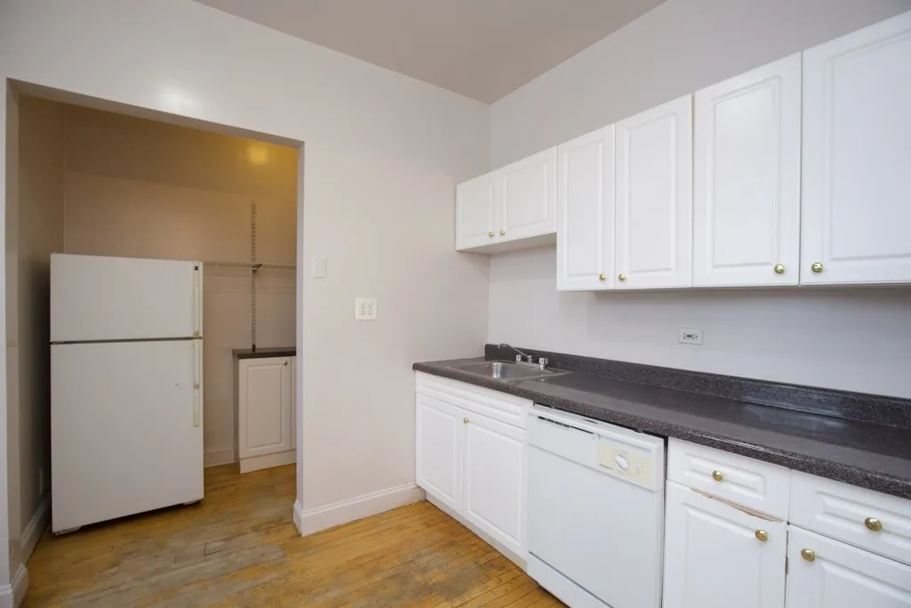 1317 Oak Ave, Evanston, 60201, USA 60201-unit#3E-Chicago-IL
