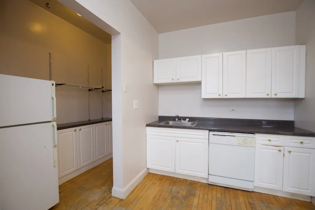 1317 Oak Ave, Evanston, 60201, USA 60201-unit#3E-Chicago-IL