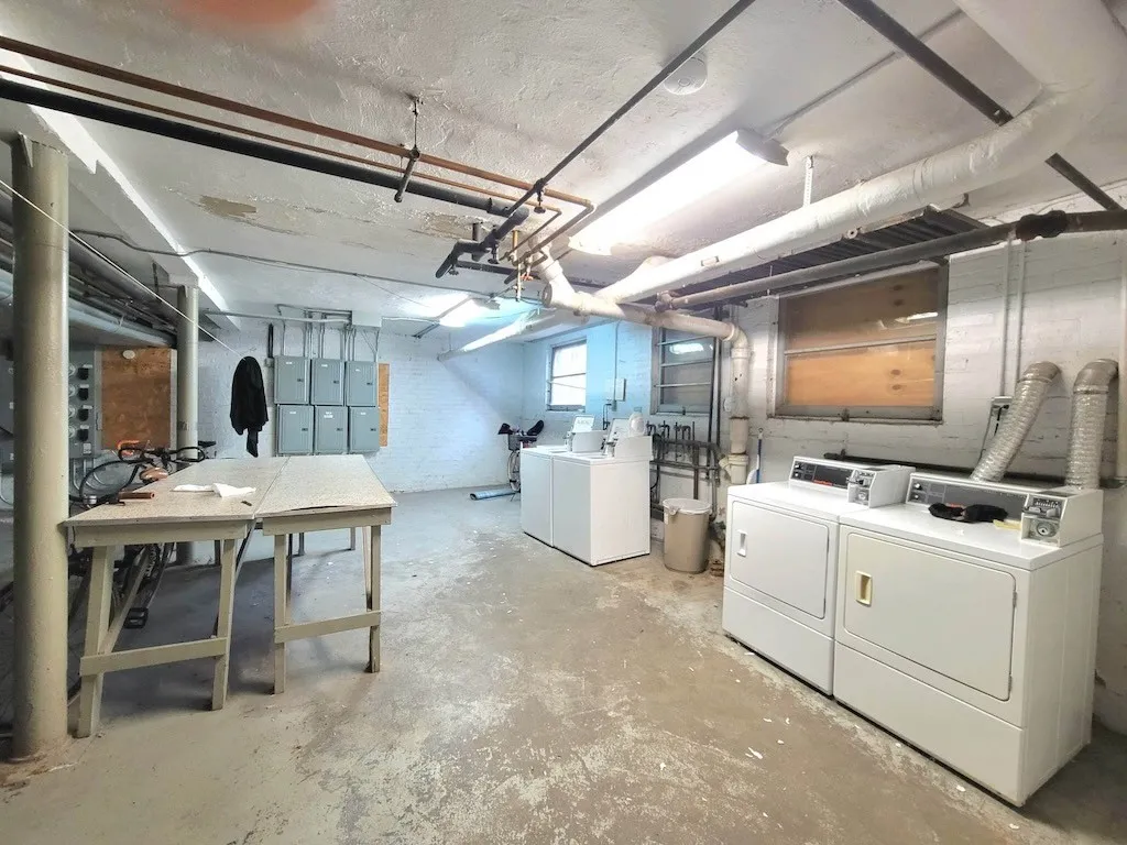 1317 Oak Ave, Evanston, 60201, USA 60201-unit#3E-Chicago-IL