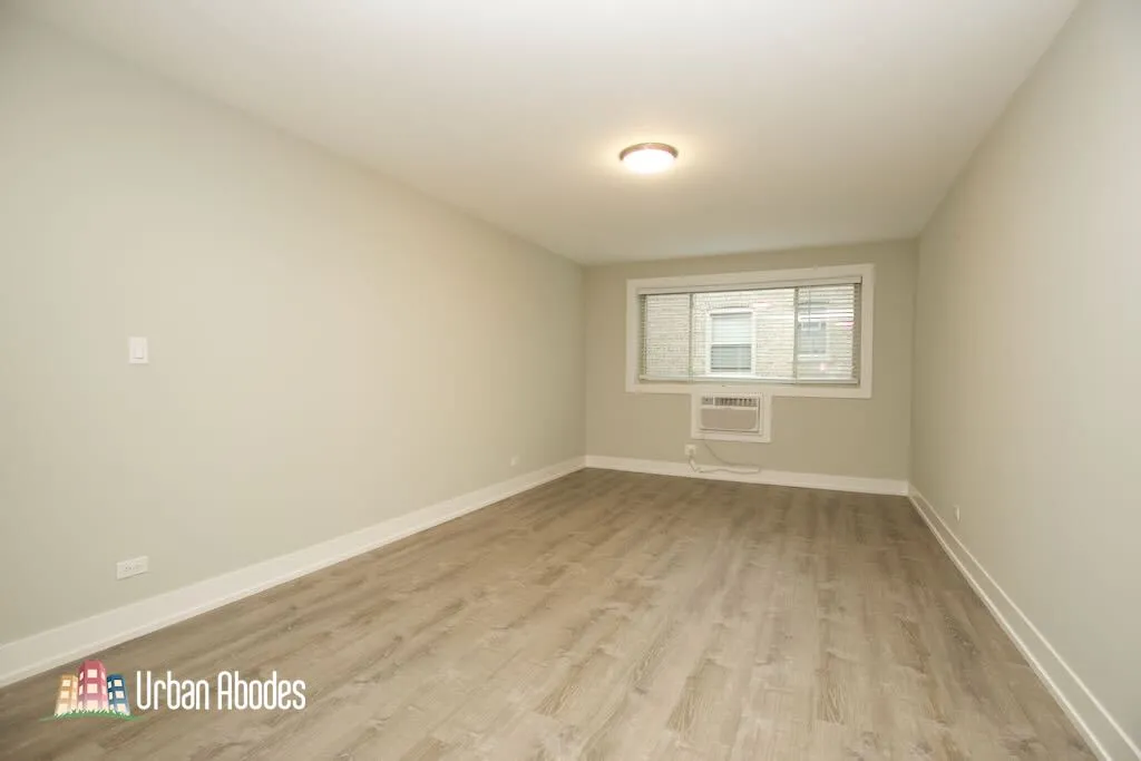 530 W Surf St, ,  60657, USA 60657-unit#519-Chicago-IL