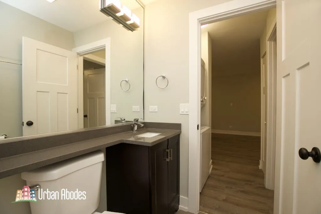 530 W Surf St, ,  60657, USA 60657-unit#519-Chicago-IL