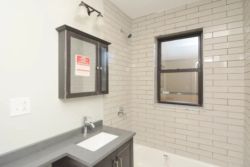 4546 N Damen Ave, , 60625, USA 60625-unit#212-Chicago-IL