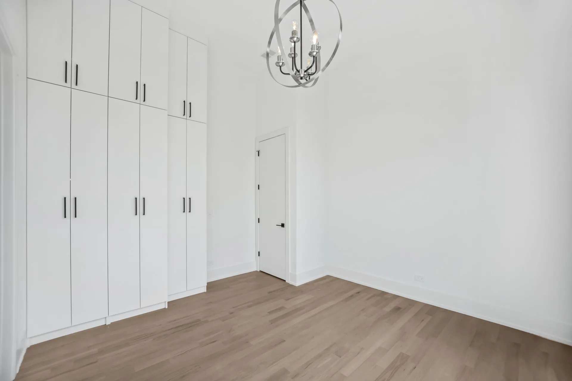 6556 S Minerva Ave, ,  60637, USA 60637-unit#2S-Chicago-IL