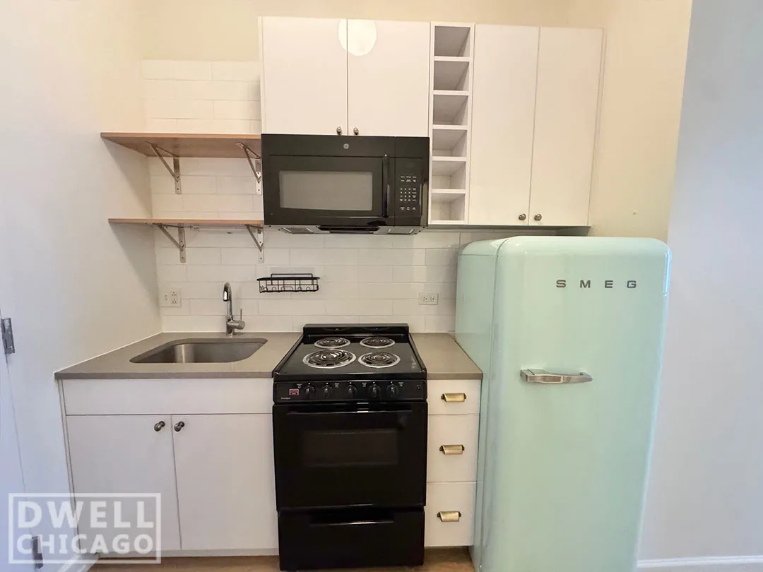 108 W Ave, , 60654, USA 60654-unit#402-Chicago-IL