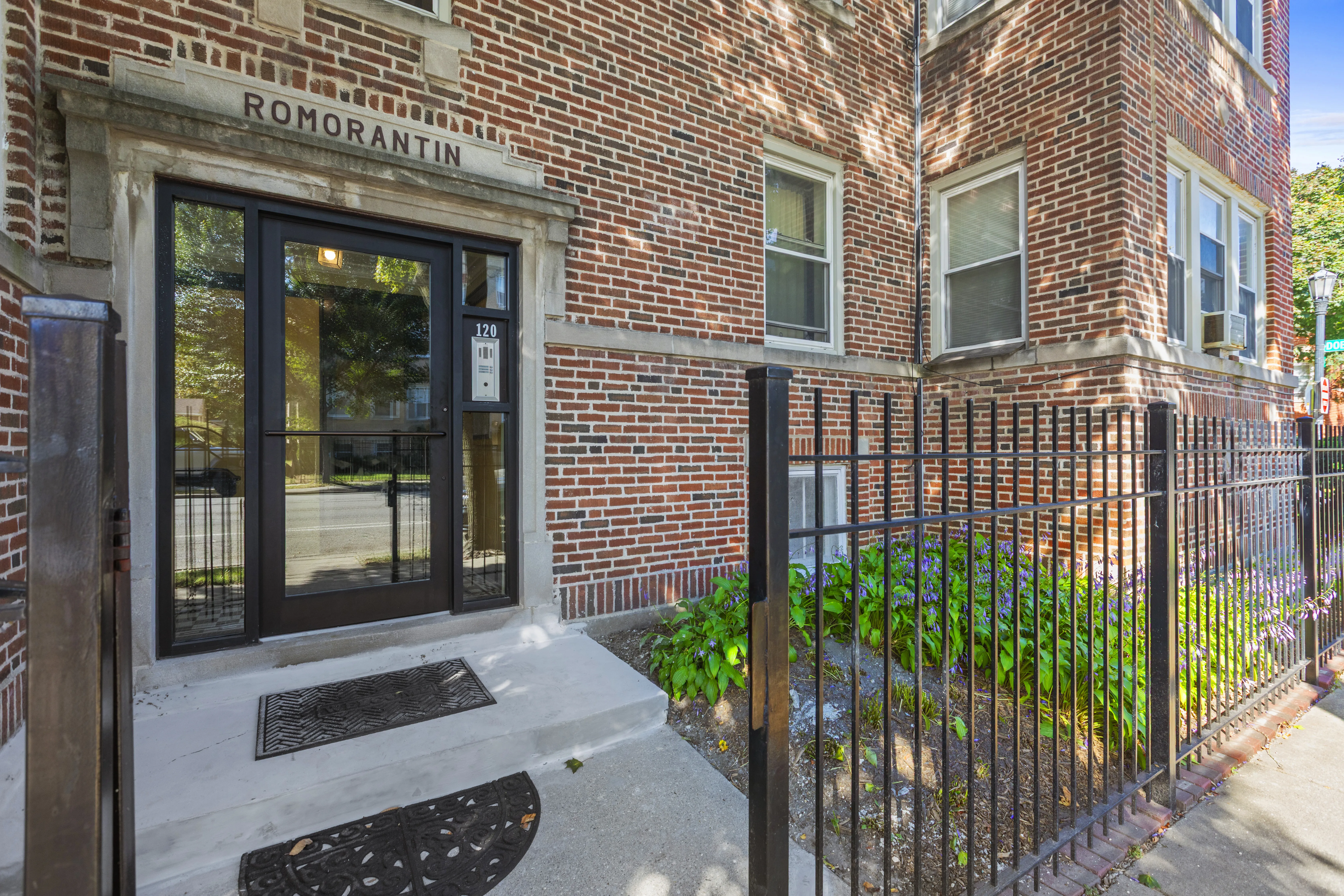 120 Custer Ave, Evanston, 60202, USA 60202-unit#3-Evanson-IL