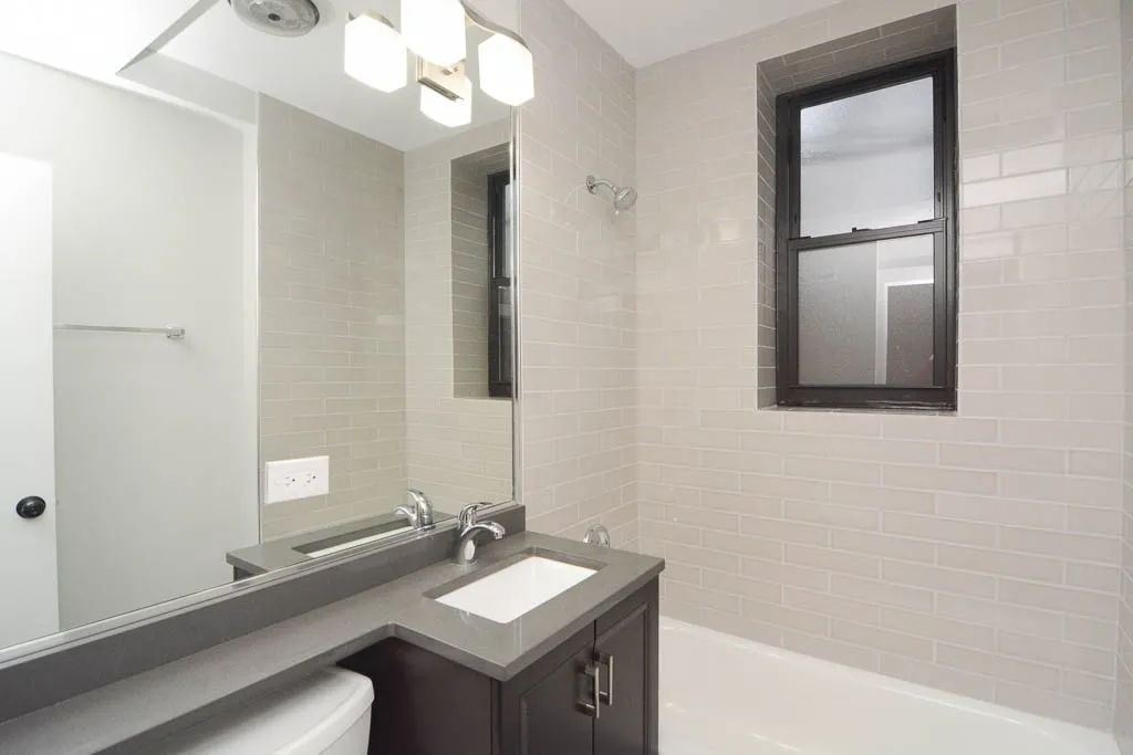 1128 Maple Ave, , 60202, USA 60202-unit#GRR-Evanston-IL