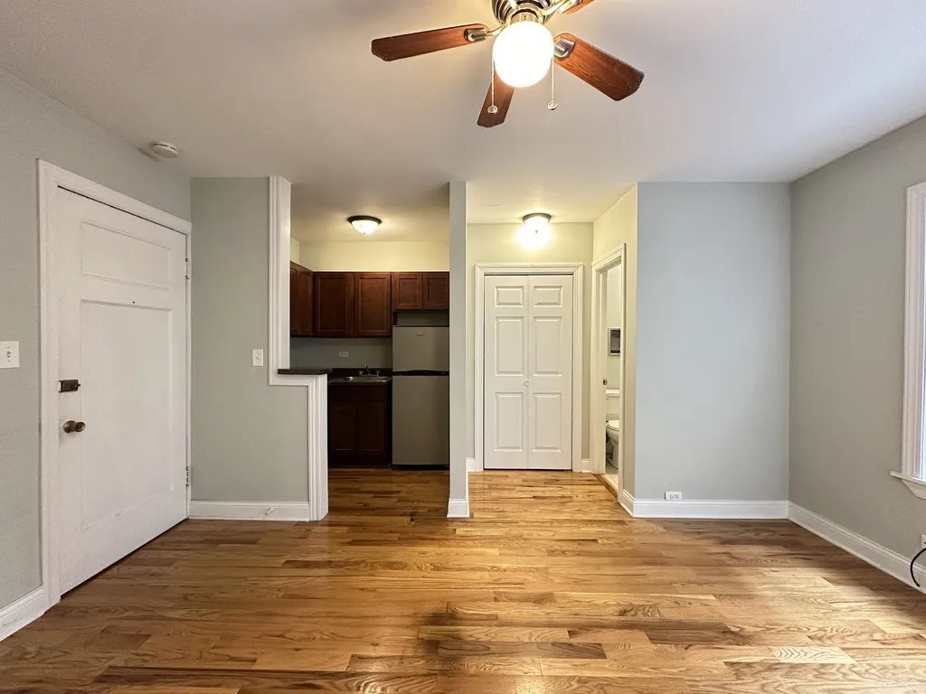 837 W Wolfram St, ,  60657, USA 60657-unit#309-Chicago-IL