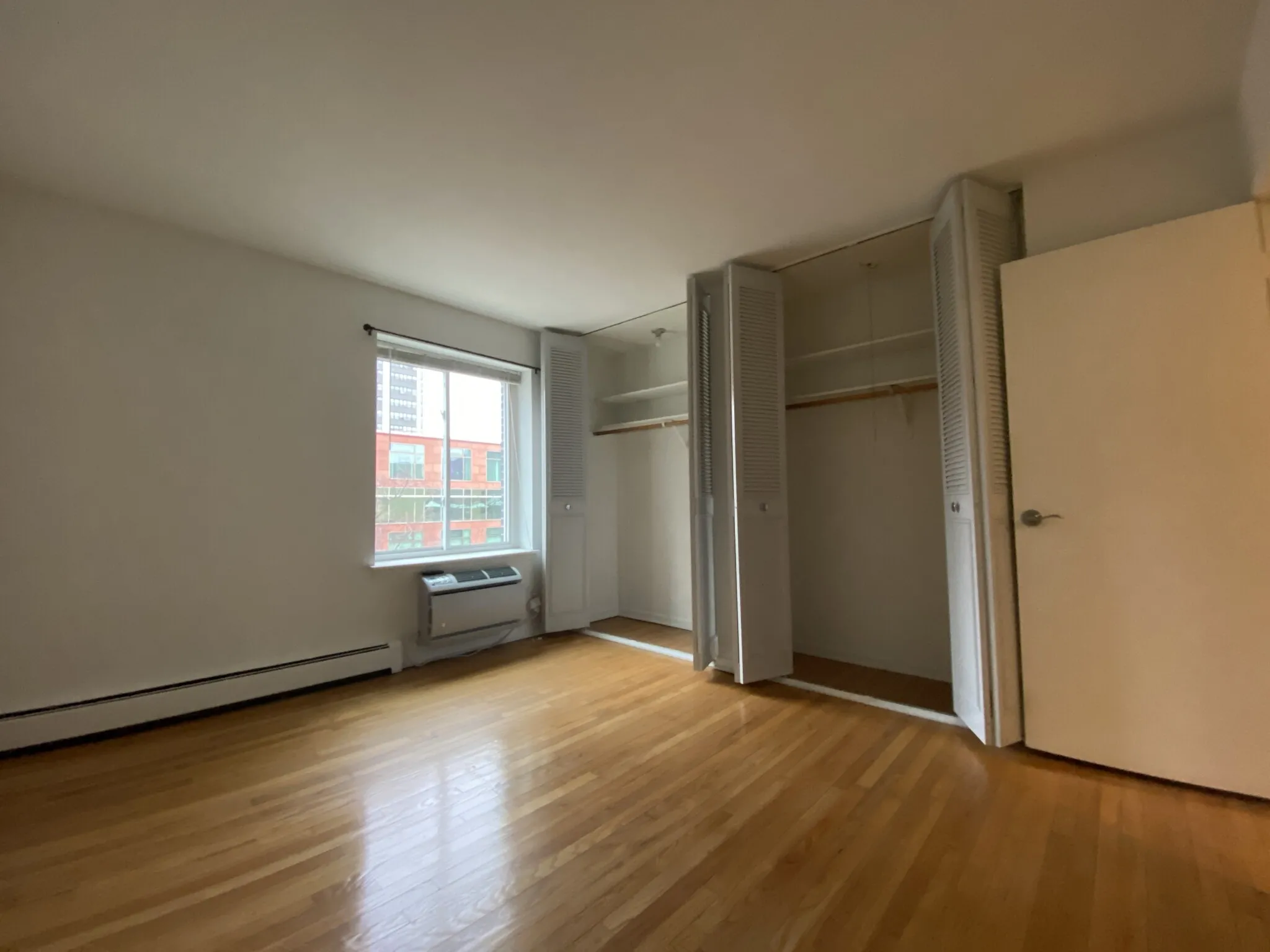 516 W Melrose St, , 60657, USA 60657-unit#307-Chicago-IL