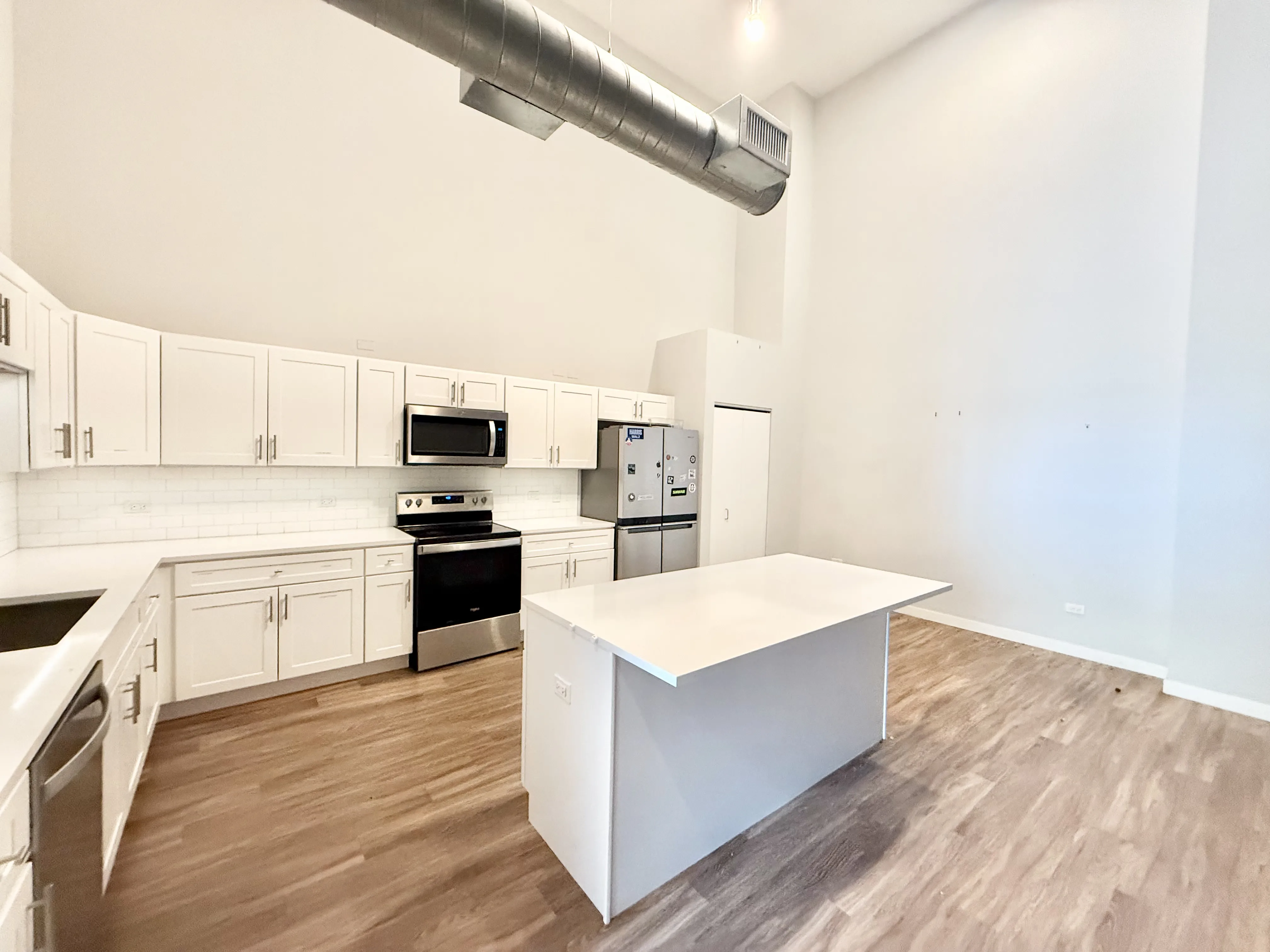 1900 W Lawrence Ave, , 60640, USA 60640-unit#211-Chicago-IL