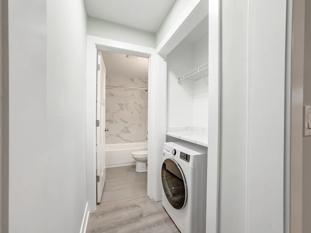 445 W Barry Ave, , 60657, USA 60657-unit#216-Chicago-IL