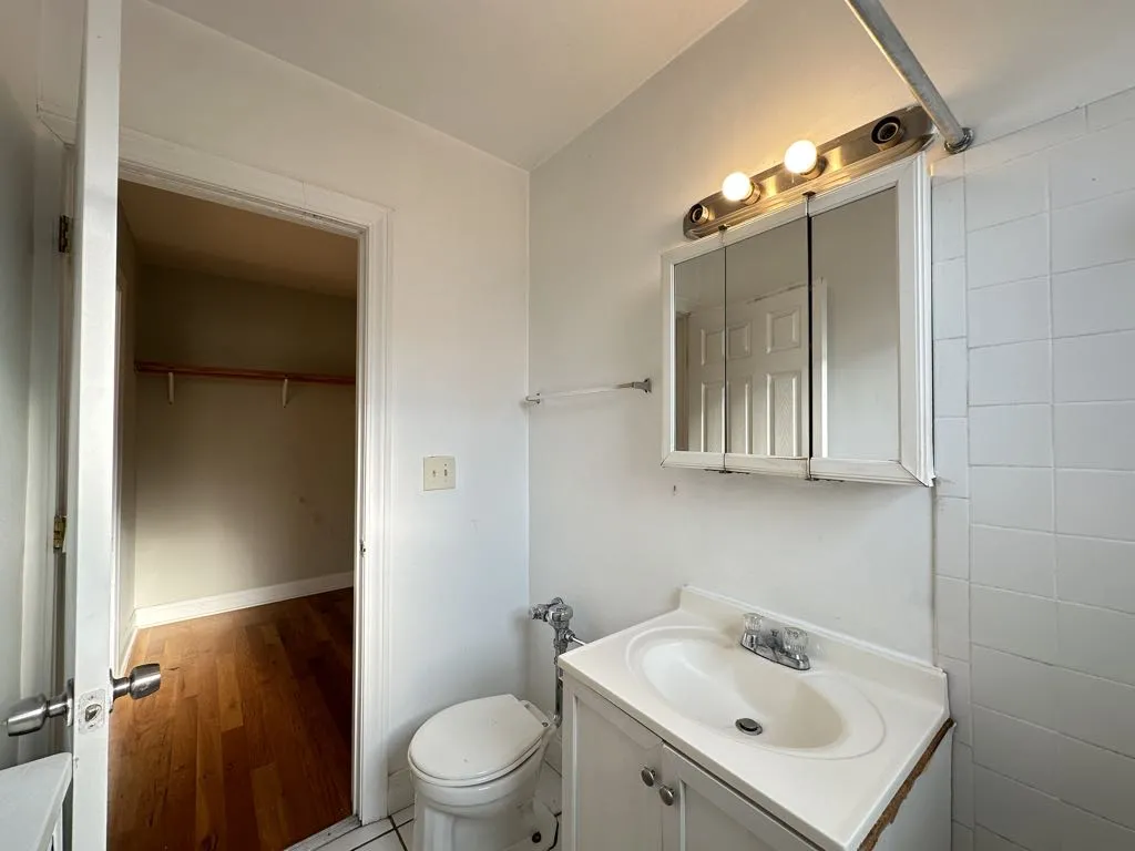 739 W Belmont Ave, , 60657, USA 60657-unit#515-Chicago-IL