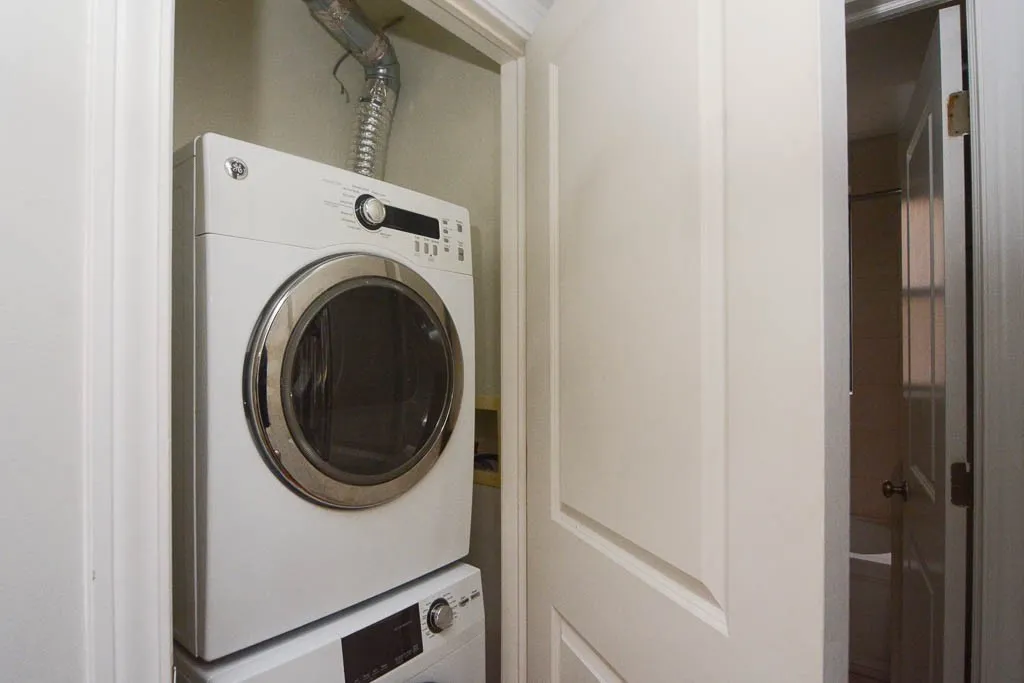 740 W Addison St, , 60613, USA 60613-unit#2N-Chicago-IL