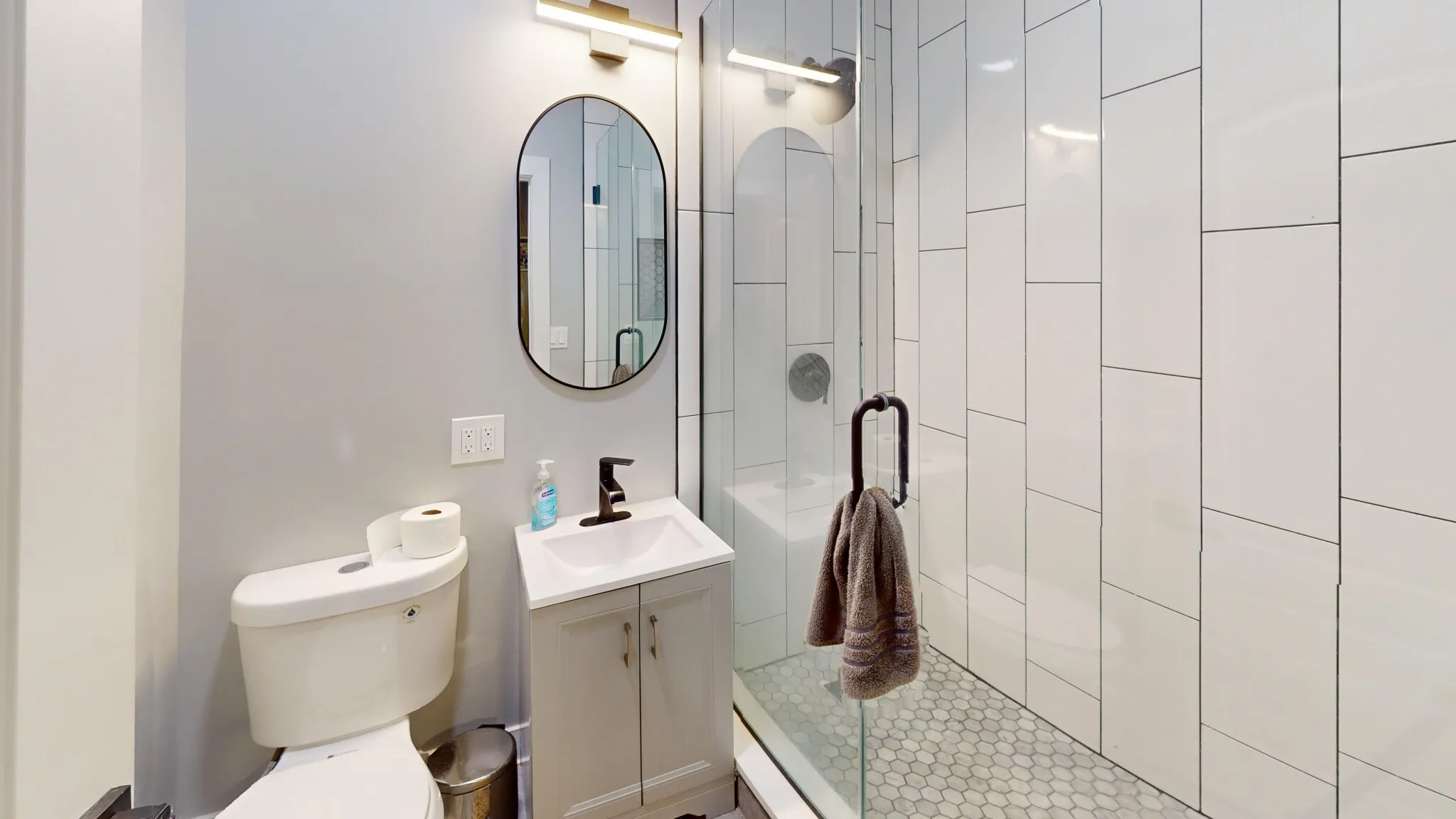 1452 N Bosworth Ave, , 60642, USA 60642-unit#CH1-Chicago-IL