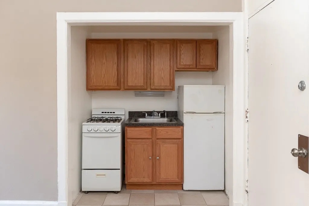 3831 N Fremont St, ,  60613, USA 60613-unit#212-Chicago-IL