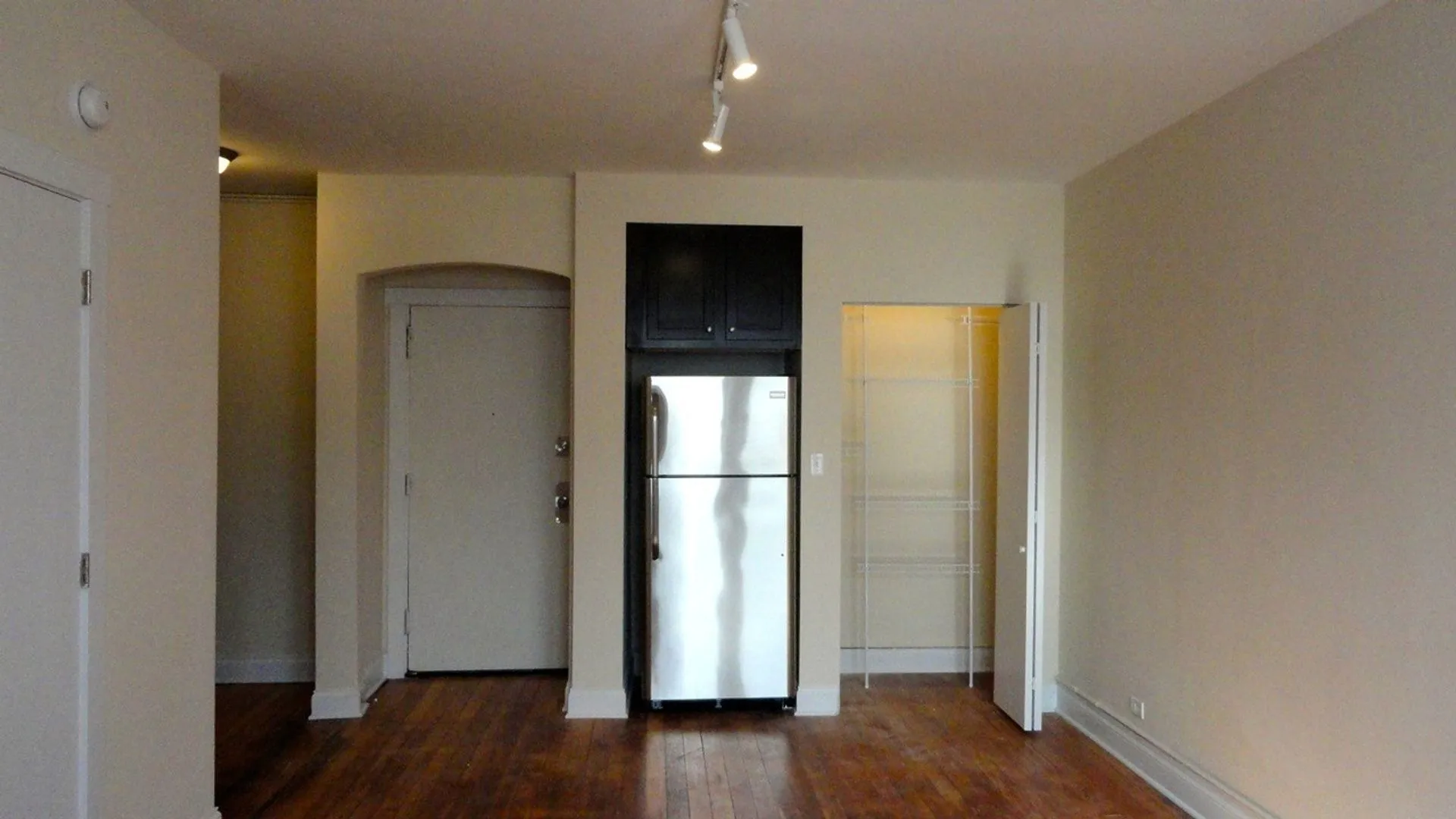 339 Howard St, , 60202, USA 60202-unit#302-Evanston-IL