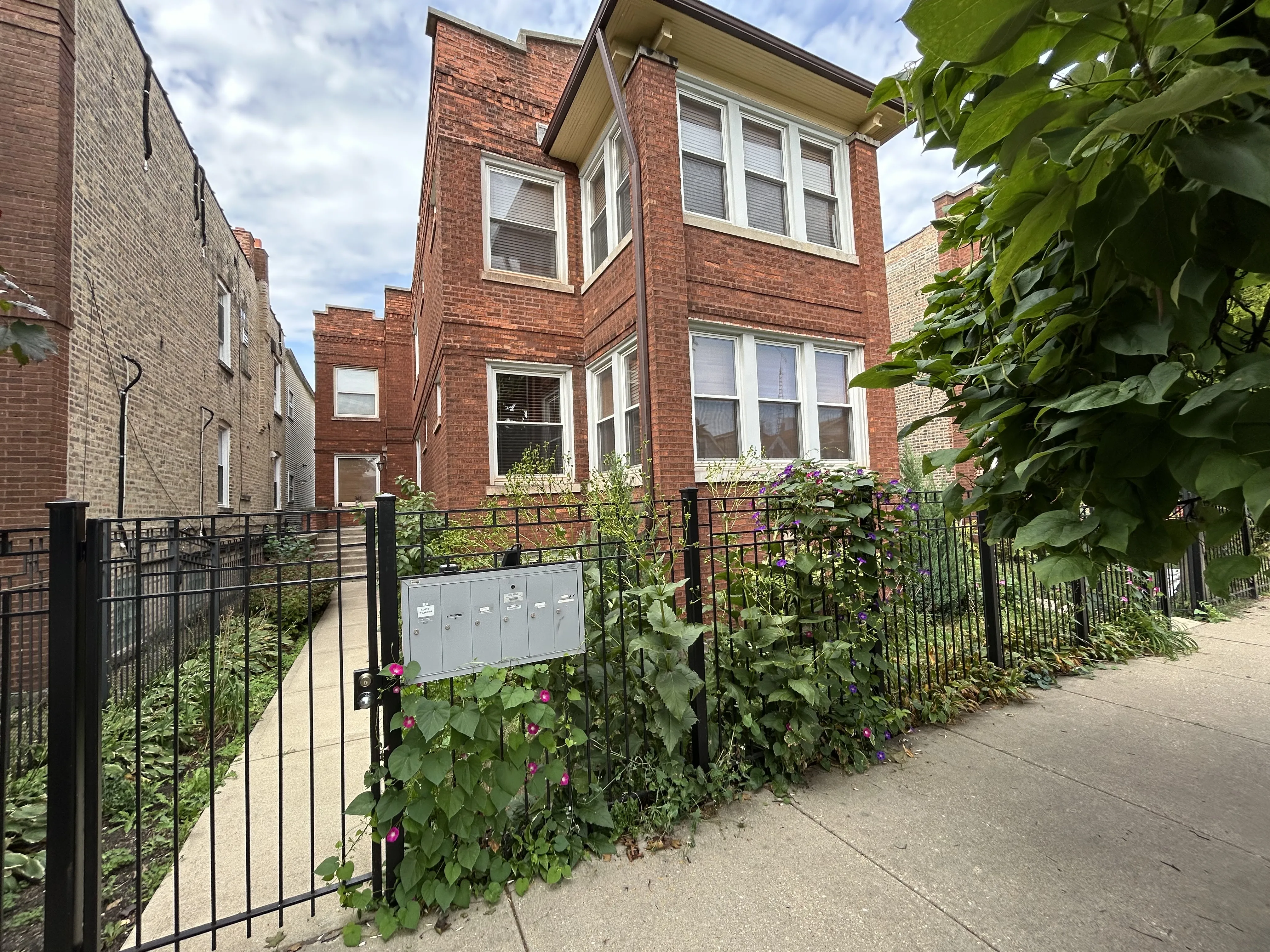 2734 N Campbell Ave, , 60647, USA 60647-unit#1R-Chicago-IL