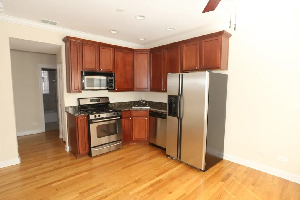 3252 N Clifton Ave, ,  60657, USA 60657-unit#1E-Chicago-IL