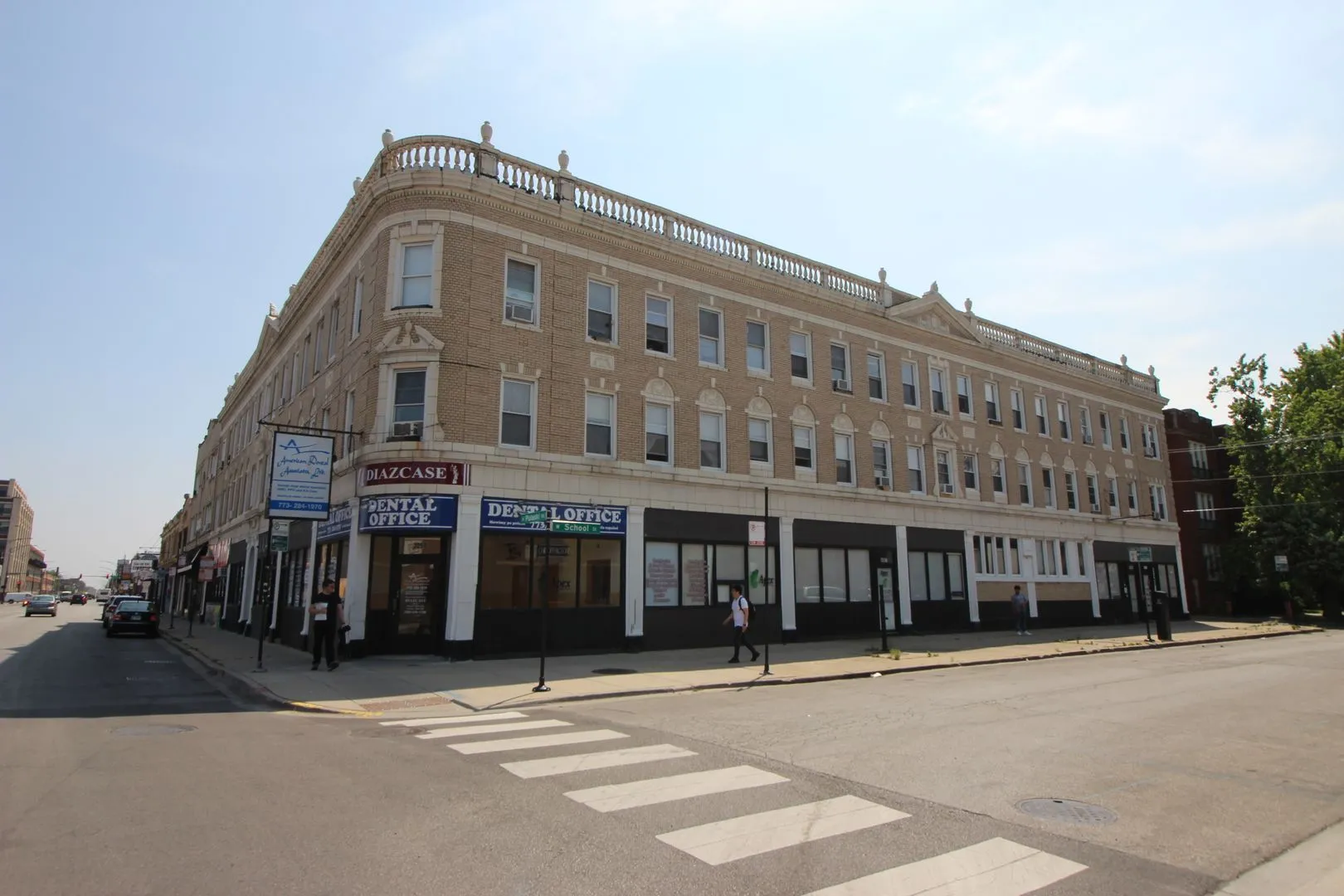 3250 N Pulaski Rd, , 60641, USA 60641-unit#201-Chicago-IL