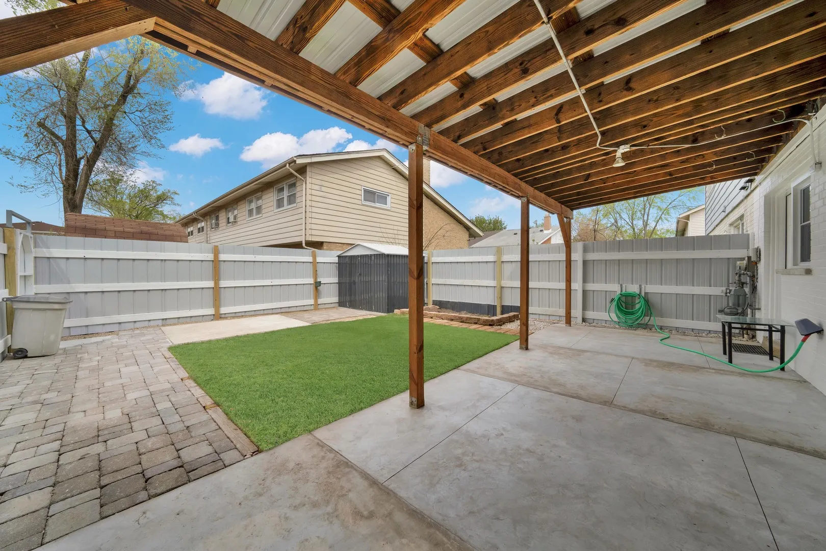 8820 Robin Dr, , 60016, USA 60016-unit#8820-Des Plaines-IL