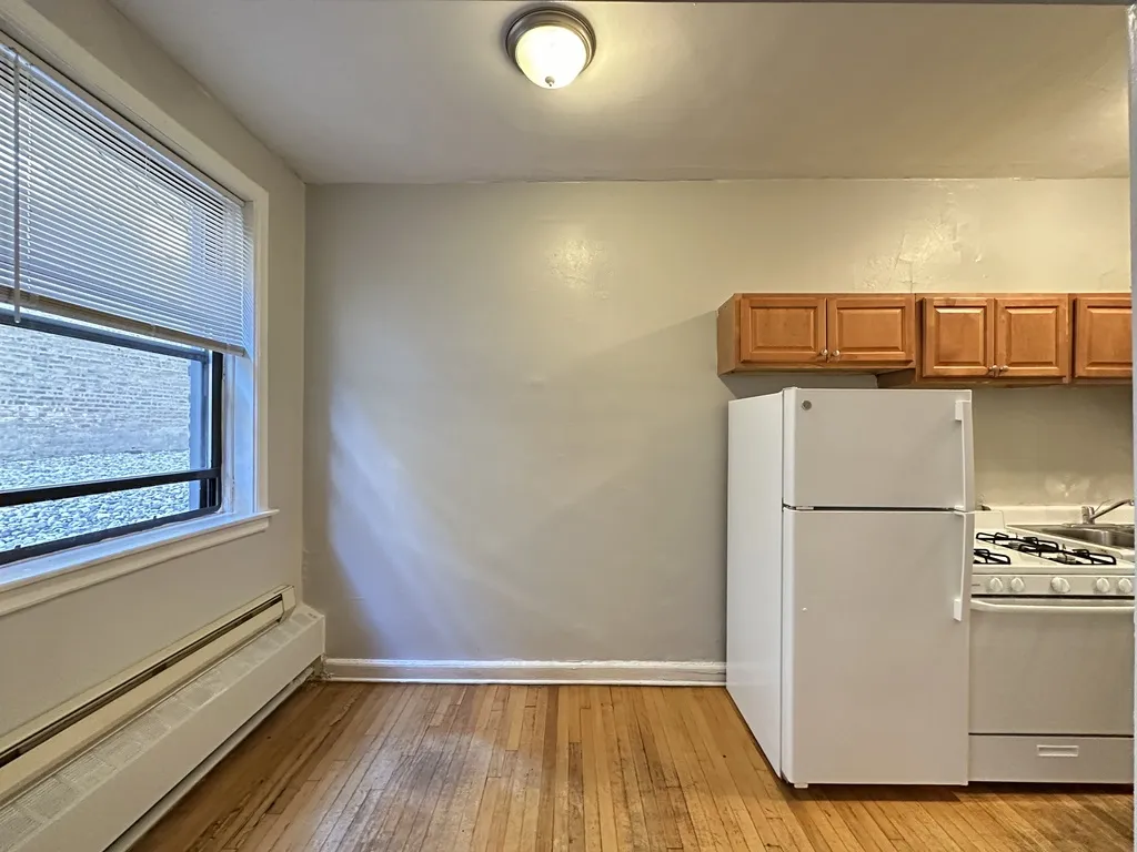 1050 W George St, ,  60657, USA 60657-unit#006-Chicago-IL