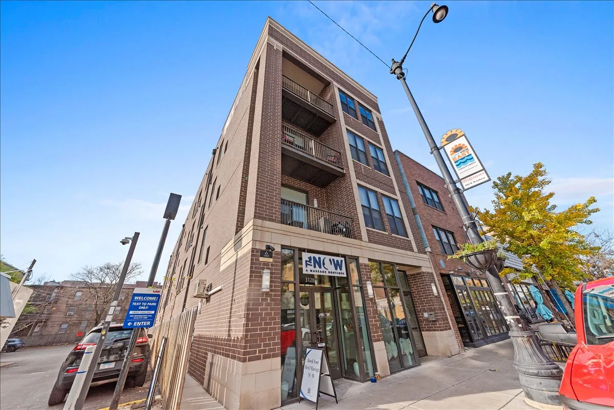 3122 N Broadway, , 60657, USA 60657-unit#200-Chicago-IL