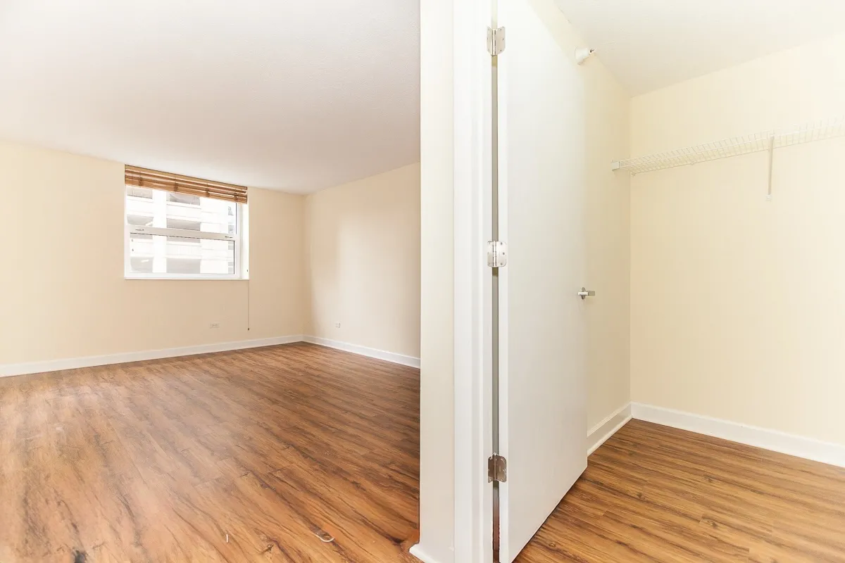 545 N Dearborn St, ,  60654, USA 60654-unit#902-Chicago-IL