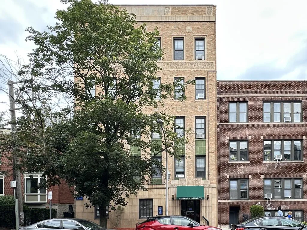 -unit#506-Chicago-IL