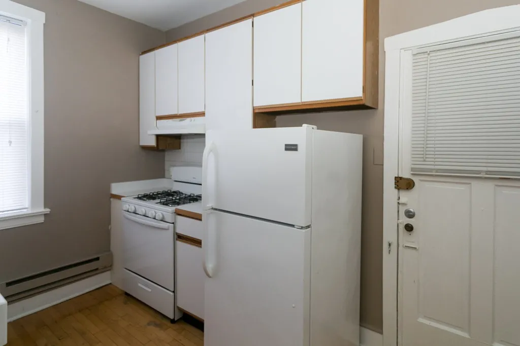 1319 Oak Ave, Evanston,  60201, USA 60201-unit#1C-Chicago-IL